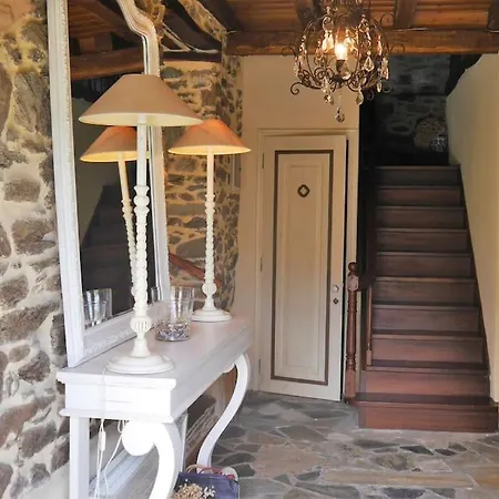 Wonderful 4 Bedroom & Separate Thalia Ζαγορά