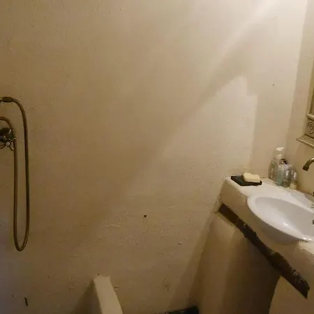 Wonderful 4 Bedroom & Separate Thalia Ζαγορά