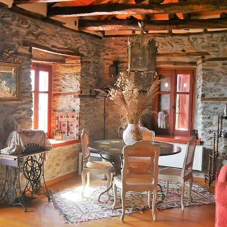 Wonderful 4 Bedroom & Separate Thalia Ζαγορά