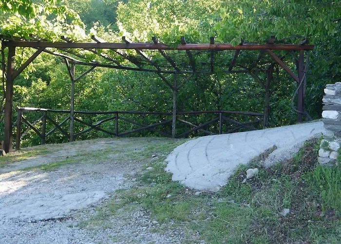 Wonderful 4 Bedroom & Separate Thalia Vila *